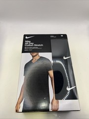 Nike Essential Cotton Stretch Slim Fit V-Neck T-Shirt 2 Pack Black Size M.