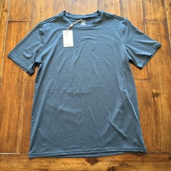 Quince Shirt Mens Medium Blue Stretch Tagless Crewneck Tee T-Shirt Recycled