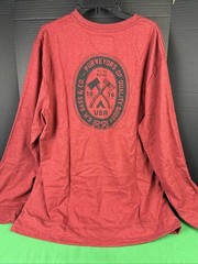 G.H. Bass & Co. Men’s Long Sleeve Crewneck Tee Size L Red