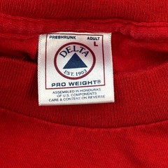Vintage Delta Pro Weight Shirt Mens Large Red 316 Oyster Bar NC Pocket Tee Y2K