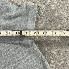 Nike Thermal Shirt Mens Small S Heather Grey Lightweight Swoosh Logo Y2K Minimal