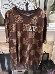 LOUIS VUITTON Men’s LV monogram crystal patch damier T-Shirt – red – XXL 2XL