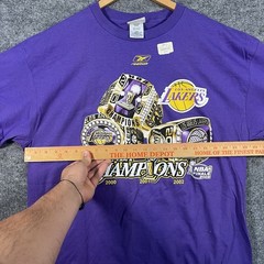 Lakers Championship Rings T Shirt REEBOK Large Y2K 2002 Vintage Kobe Bryant Shaq