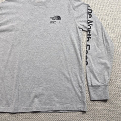 The North Face Shirt Mens Medium Gray Long Sleeve Logo Graphic Outdoor Tee