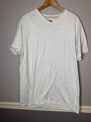 CSG Men’s Size Large light heather gray Cotton Short Sleeve V Neck Basic Tee