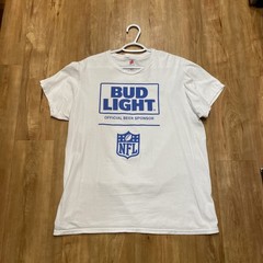 Bud Light Official Beer Sponsor Of The NFL Men’s White T-Shirt New Size Large
