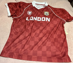 No Boundaries Red & White London Soccer Jersey 2XL 50–52 inch Checkered Pattern