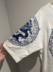 All Over Embroidered Dragon Chinese Short Sleeve Tee Size M Stunning Beautiful