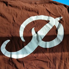 Primitive CLASSIC P CORE Brown White Graphic TEEN Medium Regular Fit T-Shirt