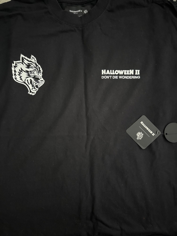 Darc Sport Halloween II grunge cut tee