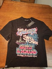Supply & Demand Chicago Graphic Print Logo Crew Neck Tee Mens Black S