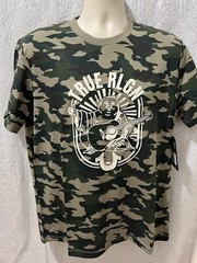 True Religion Men’s Size L Green Camo Arch Logo Crew Neck Tee $69 NWT #106190