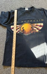Vintage Led Zeppelin 2000 T-Shirt Medium (seems Smaller)