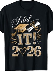 Proud Dad 2026 Graduate T-Shirt Tee Golden Graduation Cap Cursive Design Unisex❀