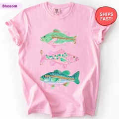 Preppy Fish Comfort Tee Coastal Ocean Beach Design Gift
