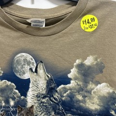 Tan Alaska Zoo Six Pack T-shirt. Size Medium Men’s. Wolf Graphic