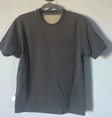 Mens Medium Round Two Black Lion Reversible 100% Cotton T-shirt. MSRP $105.00