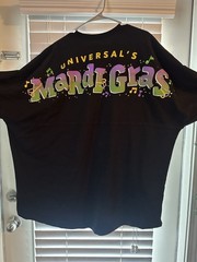 Universal Studios Mardi Gras Intl Flavors Black Long Sleeve Tee 2XL