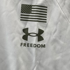 Under Armour Freedom Tech Mens XL White Long Sleeve Shirt