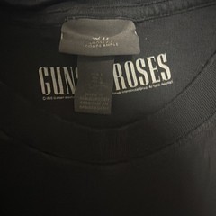 Large Guns And Roses Tee