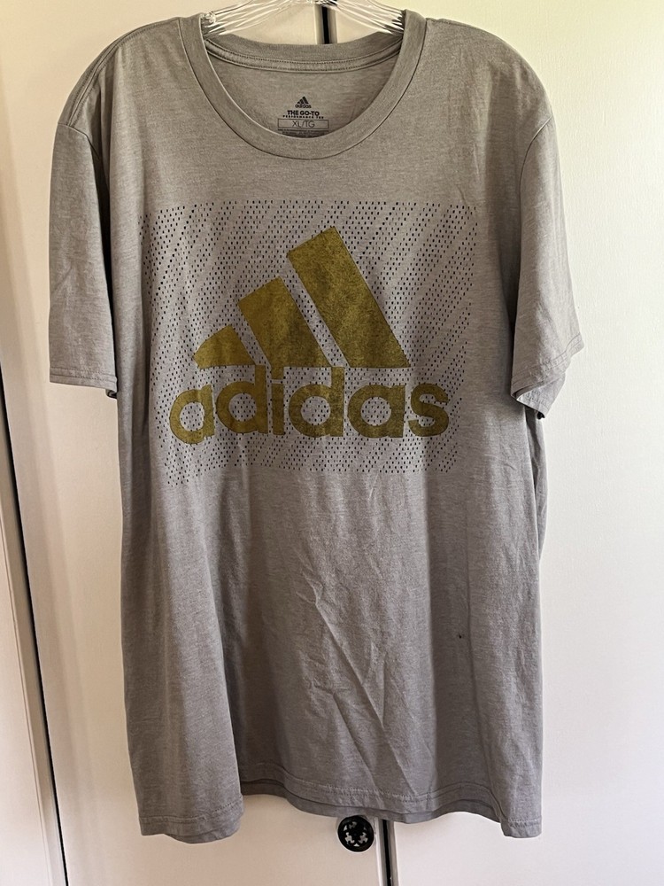 Adidas The Go-To Performance Tee Gray w/Gold Logo Climalite T-Shirt Mens XL 2019