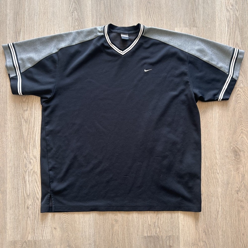Vintage Y2K Nike V-Neck Athletic Shirt Black Gray Embroidered Swoosh. XL