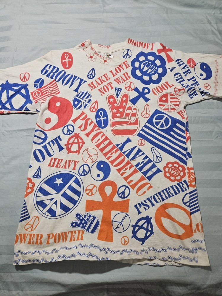 Vintage 80s All Over Print Peace Love Not War T-Shirt Lrg AOP Single Stitch RARE
