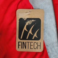 Fintech Shirt Mens Red Rash Guard Fishing UV Sun Defender Quick Dry UPF 50+ NWT