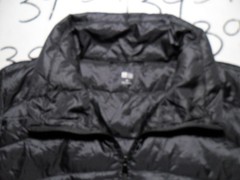Medium Black Puffer Light Weight UNIQLO Brand Jacket