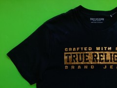 New TRUE RELIGION Men’s Short Sleeve T-Shirt X-LARGE Black w/Gold MSRP $59.00