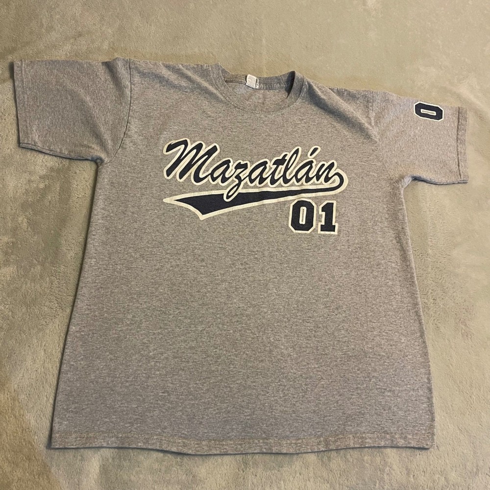 Vintage Mens Yazbek Mazatlan 01 Graphic T Shirt Gray Short Sleeve Large Y2K Gym