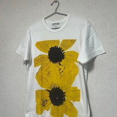 Trading Museum Comme Des Garcons T-Shirt M size White Flower graphic from Japan