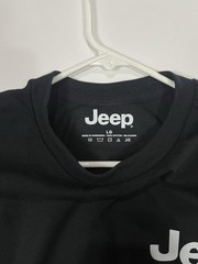 JEEP LOGO BLACK T-SHIRT (Adult Size Large) Wrangler/Gladiator Truck Emblem Tee