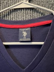 U.S. Polo T-Shirt Mens XS Navy Blue V-Neck NWT Polo Pony Light Weight