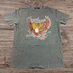 Lynyrd Skynyrd / Retro Graphic T-Shirt Adult Size Large Color Distressed Black