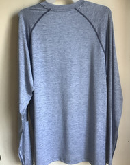 Body Glove LONG-SLEEVED RAGLAN UPF 50+ T-SHIRT – Size Medium