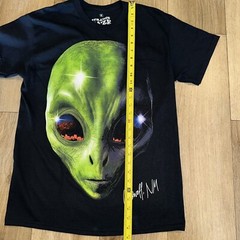 Alien Strange Daze Men’s Graphic Sci-fi T-Shirt Size Medium Black NWOT