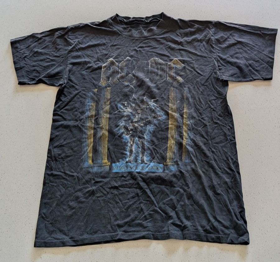 AC/DC – Who Made Who 1986 T Shirt – Original / Vintage – LOOK!!