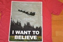 I Want To Believe Santa Sleigh Christmas T-Shirt By Mad Engine Men’s X-Large NWT