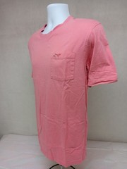 GREG NORMAN MENS LARGE SALMON RED SHORT SLEEVE ALL COTTON TEE WITH SHARK LOGO