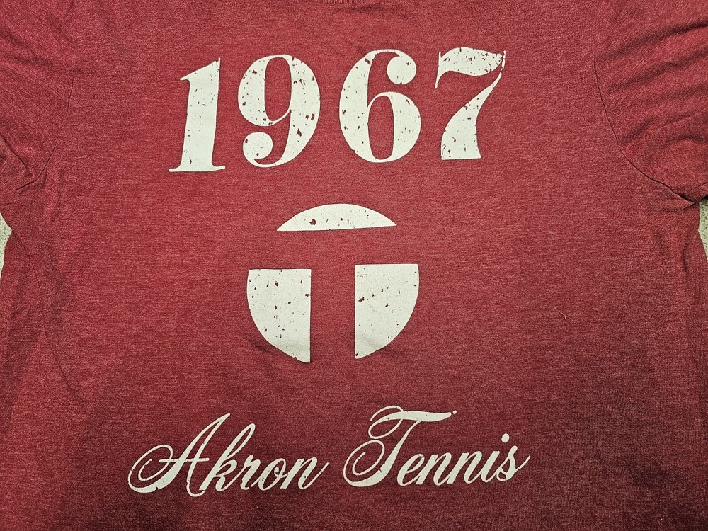 1967 Akron Tennis Red T-shirt Size S