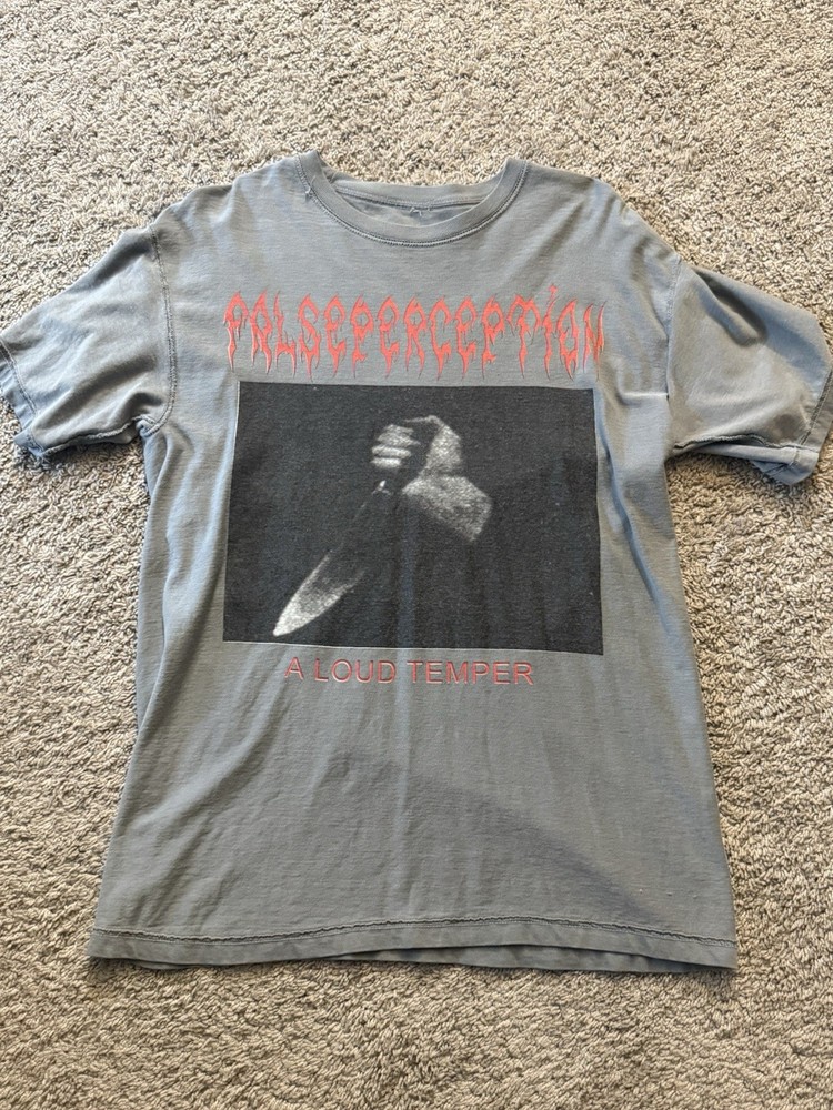 False Perception Pleasure Sect A Loud Temper Gray Graphic Tee Men’s L Cotton