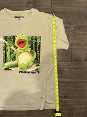 Kermit (Muppets) – Kermit Playing Banjo – “Country Roots” – Light Brown – L