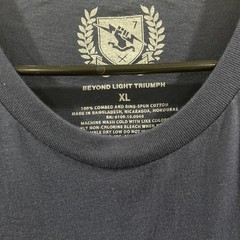 Destiny 2 Beyond Light Triumph T-Shirt Short Sleeve Navy Blue Size XL Bungie NEW