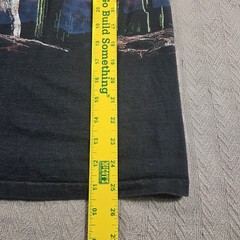 Vtg Howling Wolf T-Shirt Wrap Around Graphic Hazelwood Single Stitch USA 90s Med