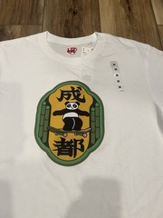 Uniqlo UT Me Chengdu Exclusive Graphic T-Shirt Panda Mascot On Skateboard Sz Med