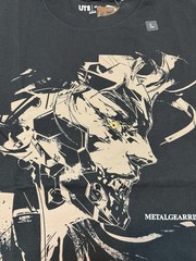 Uniqlo x Metal Gear Rising UT Archive Black Graphic T-Shirt Size Large