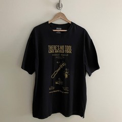 Duluth Trading Co. T-Shirt Men’s L Black Longtail T with Graphic Print
