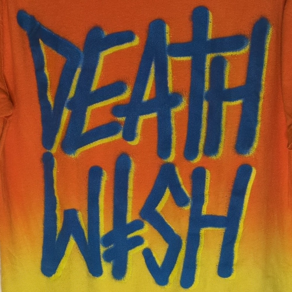 Deathwish Orange Yellow Graphic Logo Men’s Medium Short Sleeve T-Shirt