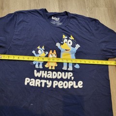 Bluey Adult T-Shirt – Bingo Bluey Whaddup, Party People Sze 2XL/2TG 50/52